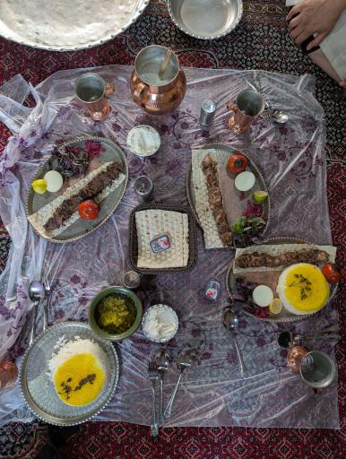 عکس رستوران سنتی تلار