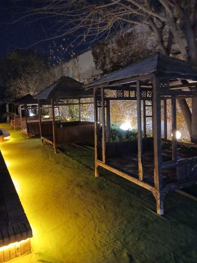 عکس باغ  تالار سیب