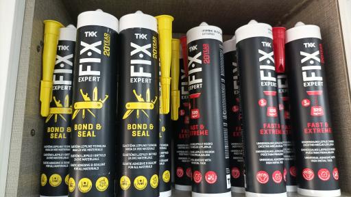 عکس آقای چسب شعبه مرکزی