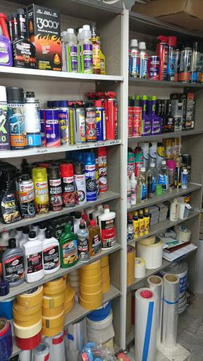 عکس آقای چسب شعبه مرکزی