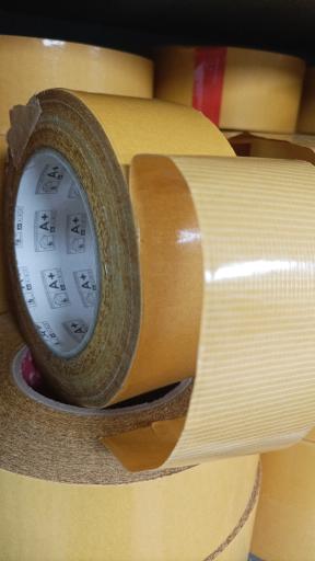 عکس آقای چسب شعبه مرکزی