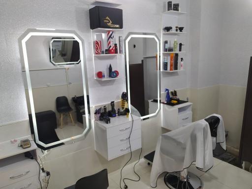 عکس پیرایش اسی استار 