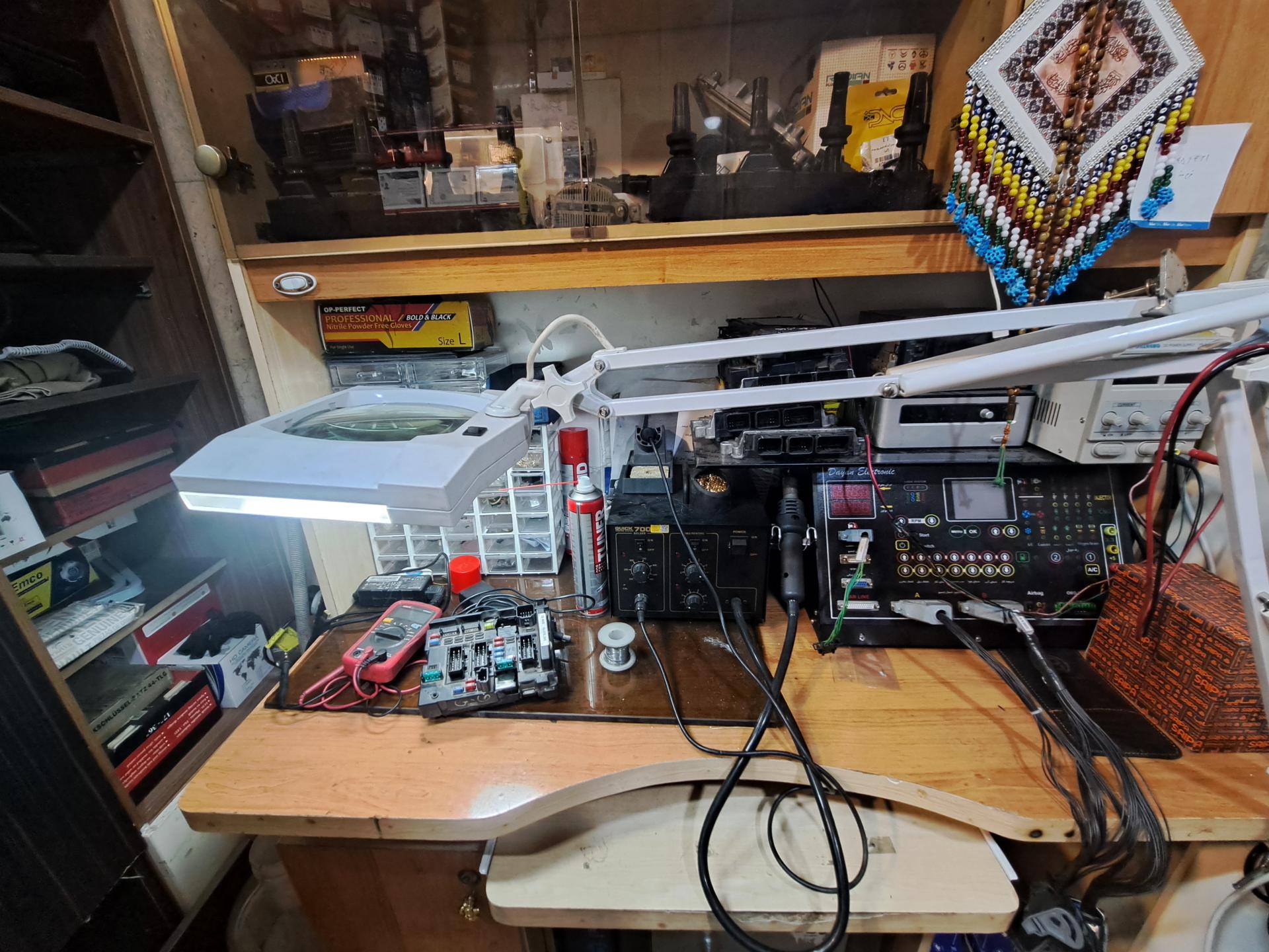 عکس باطری سازی احمدی زاده