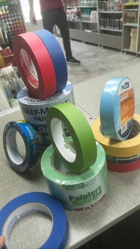 عکس آقای چسب شعبه مرکزی