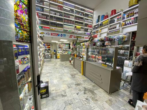 عکس آقای چسب شعبه مرکزی