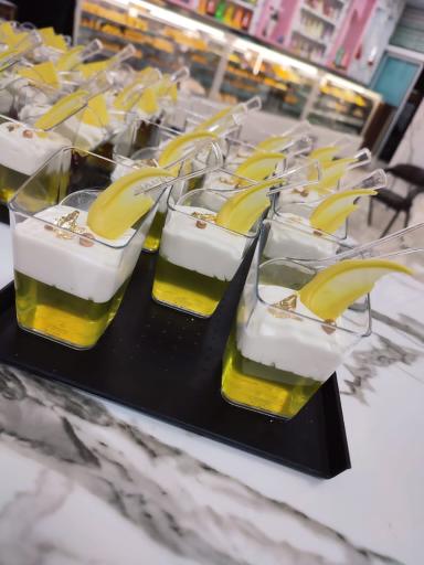 عکس قنادی گاندی