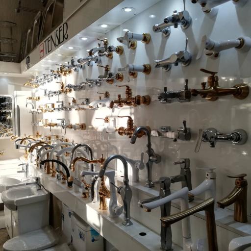 عکس فروشگاه لوازم بهداشتی ساختمانی گل رسان