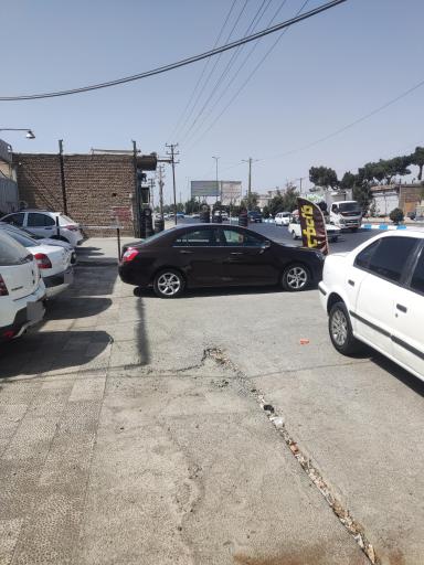 عکس تعمیرگاه لوسیفر