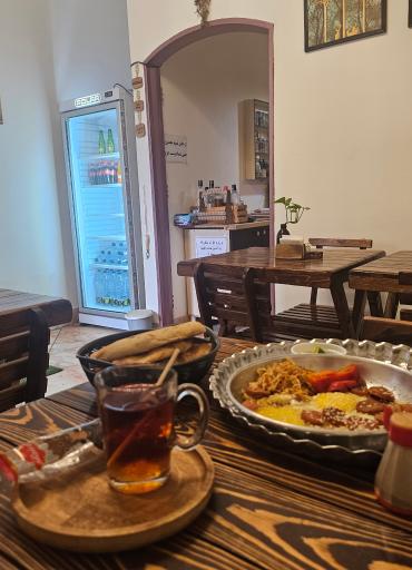 عکس کافه صبحانه اُسکار