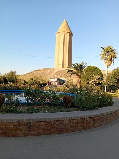 عکس برج قابوس ابن وشمگیر (میل گنبد کاووس)