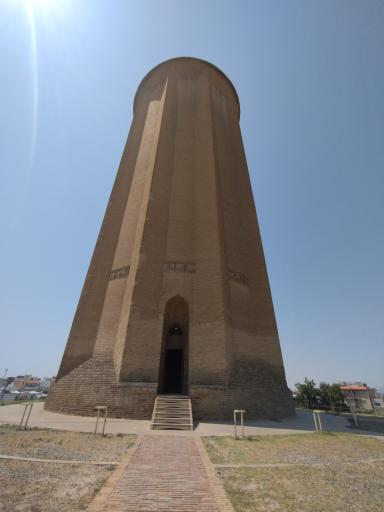 عکس برج قابوس ابن وشمگیر (میل گنبد کاووس)