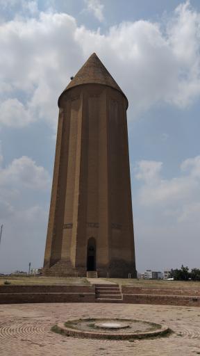 عکس برج قابوس ابن وشمگیر (میل گنبد کاووس)