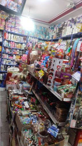 عکس سوپرمارکت برادران نصیری