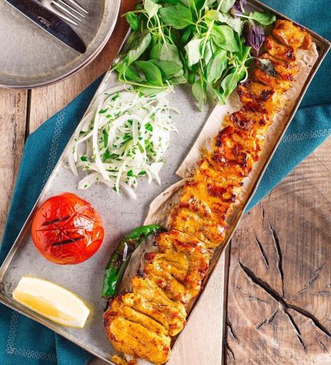 عکس رستوران مس توران