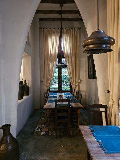 عکس رستوران مس توران