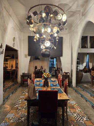 عکس رستوران مس توران