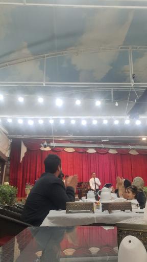 عکس رستوران شهر باران