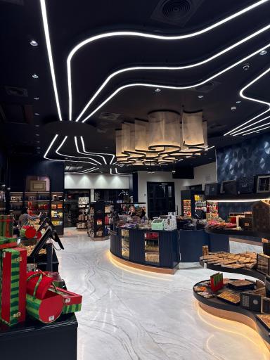 عکس آجیل سرای تبریز