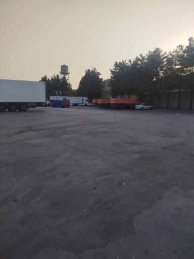 عکس پارکینگ میدان تره بار مرکزی سپاد مشهد