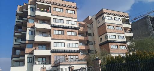 عکس مبنا ۱۰