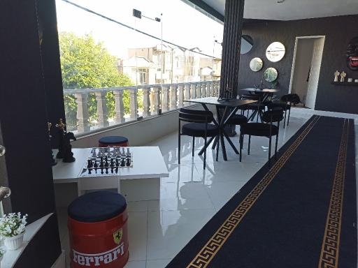 عکس کافه قنادی بزرگ وافل