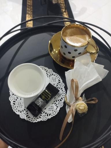 کافه قنادی بزرگ وافل