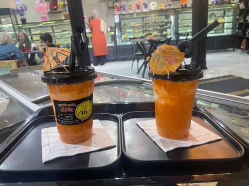 کافه قنادی بزرگ وافل