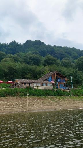 عکس تفرجگاه سد شیاده