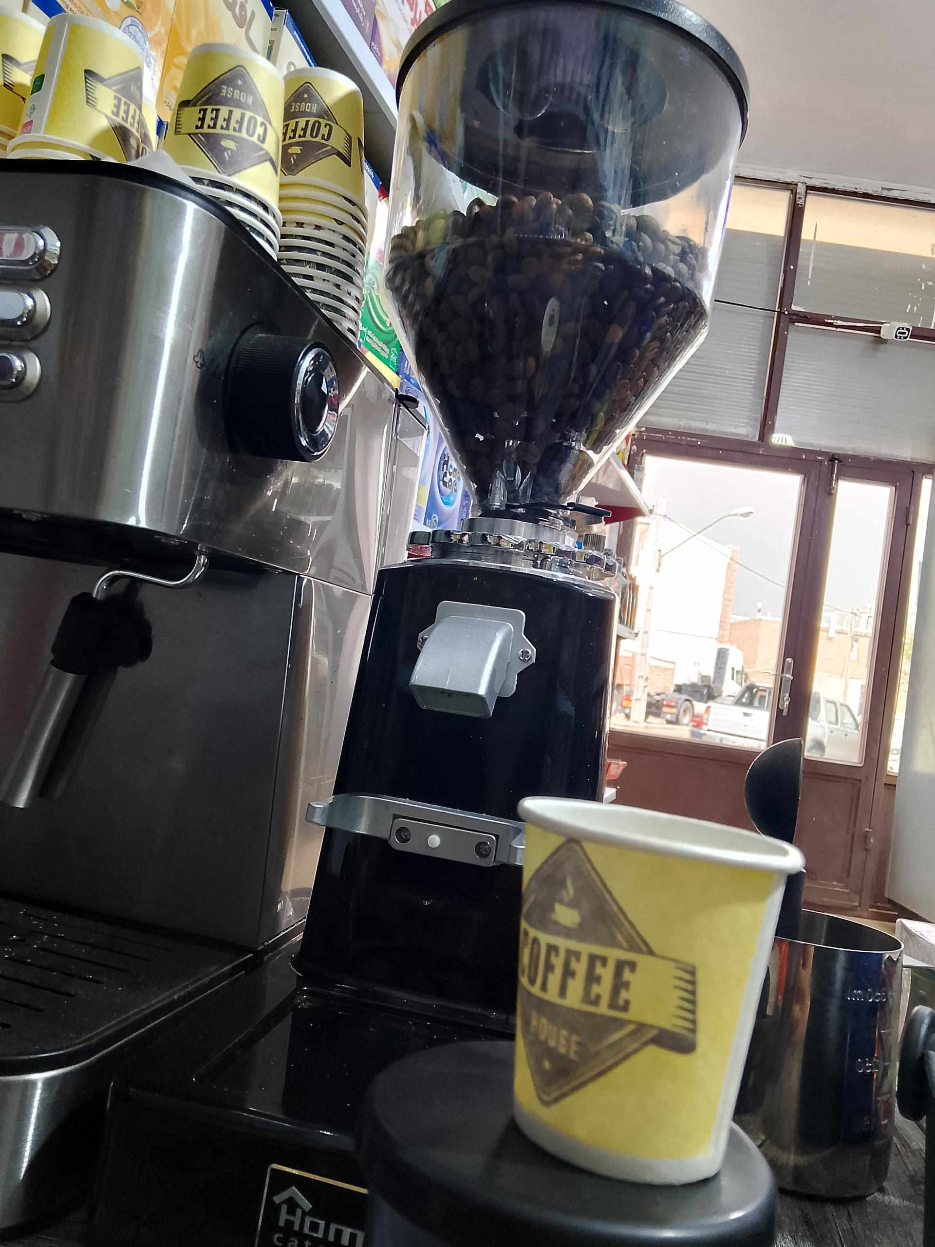 عکس سوپرمارکت میلان 