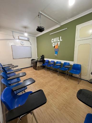 عکس موسسه زبان اُستادزاده