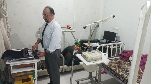 عکس دکتر بهرام مینا