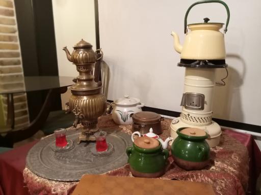 عکس رستوران تیلیتی