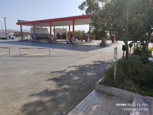 عکس پمپ بنزین ملکی