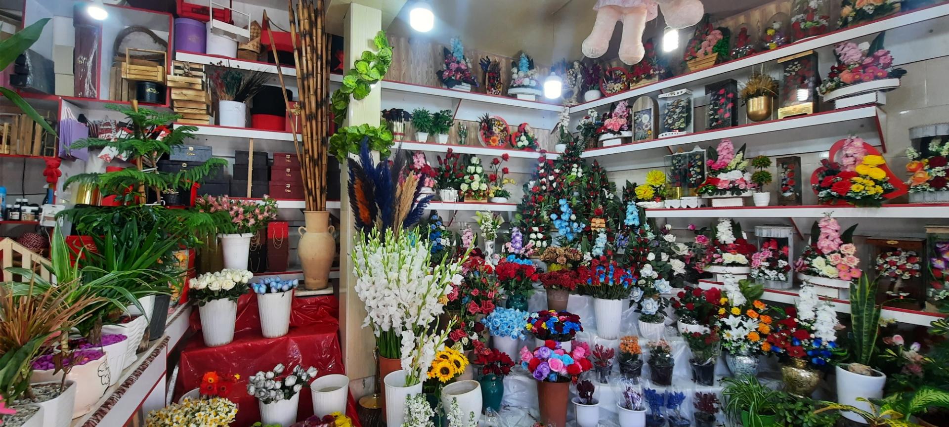 عکس گلفروشی باغ گل محبت