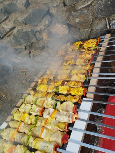 عکس کترینگ و آشپزخانه برادران شیردل