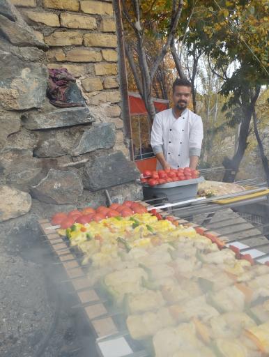 عکس کترینگ و آشپزخانه برادران شیردل