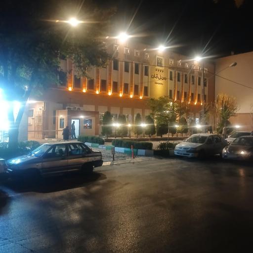 عکس هتل آبان