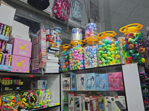 عکس لوازم التحریر و کافینت ثامن