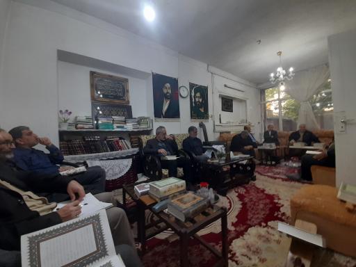 عکس تفسیر قرآن تاسیس۱۳۶۸