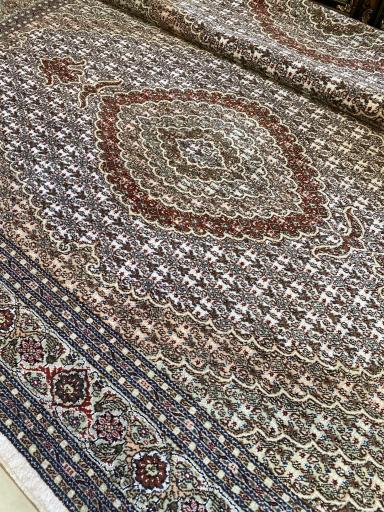 عکس گالری فرش آقازاده