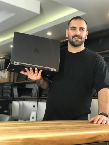 فروشگاه لپتاپ ماونگ استور