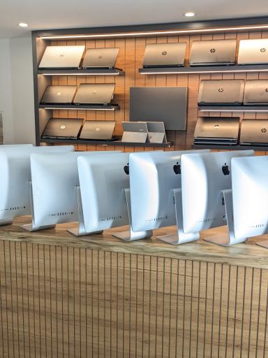 فروشگاه لپتاپ ماونگ استور