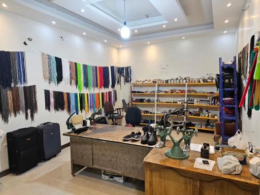 عکس تعمیرات کیف و کفش و چمدان کیانی