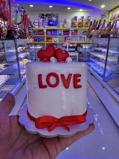 شیرینی سرای کاخ