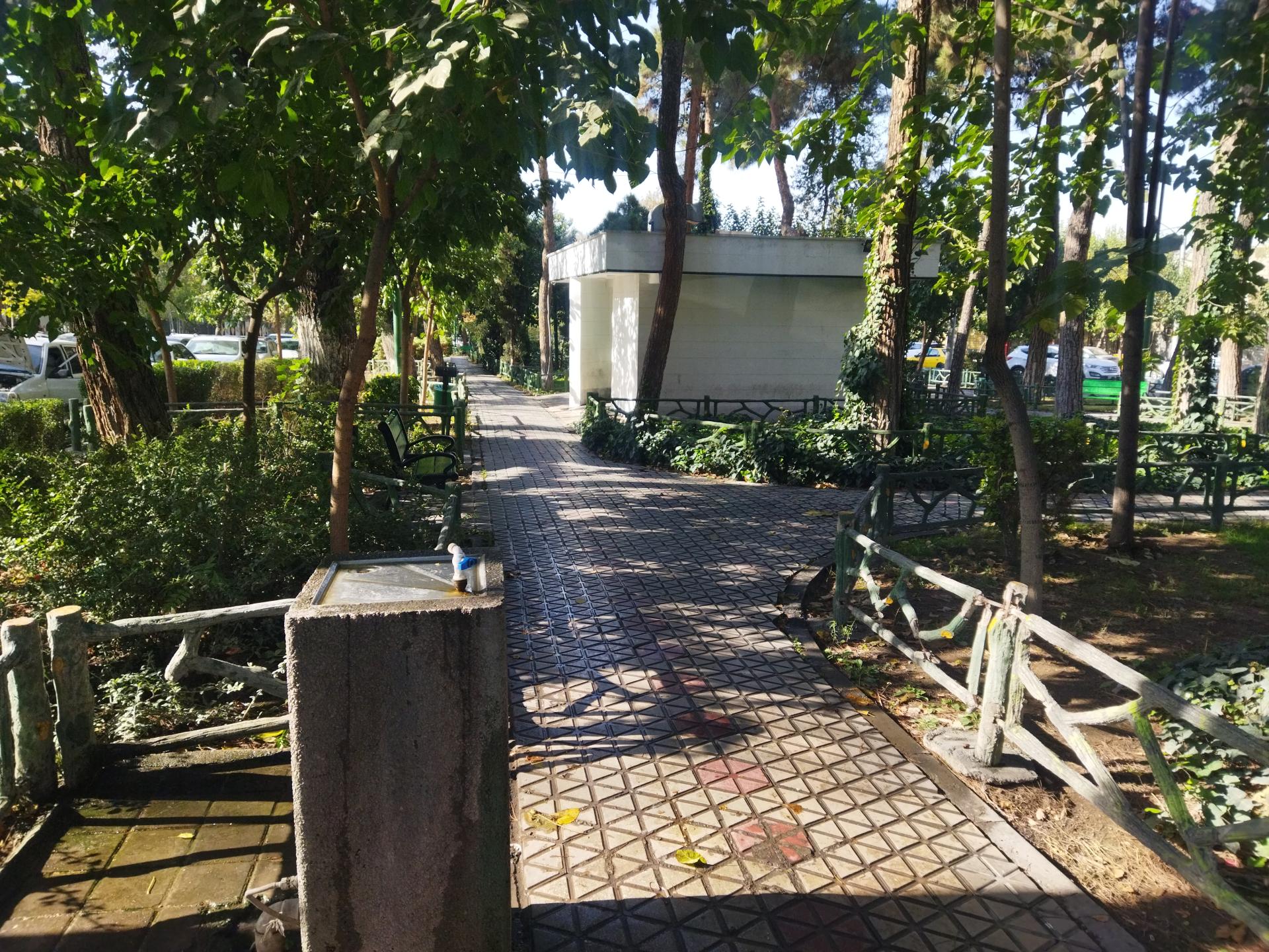 عکس آبخوری بوستان سبز