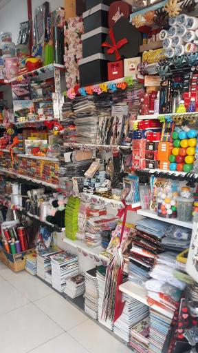 عکس خرازی و لوازم التحریر میلاد