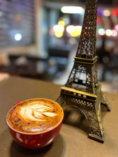 عکس کافی شاپ پاریس