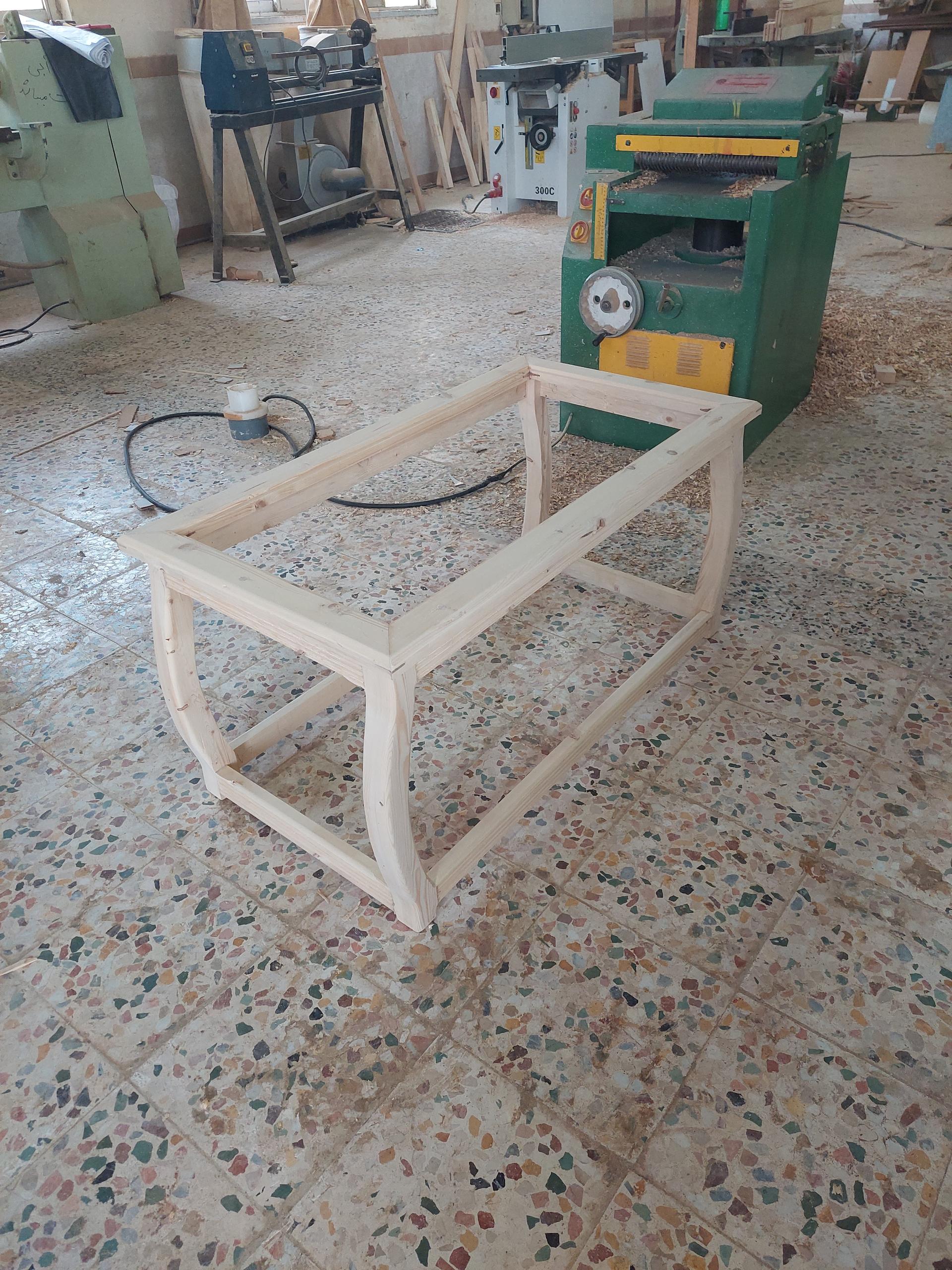 عکس کارگاه صنایع چوب
