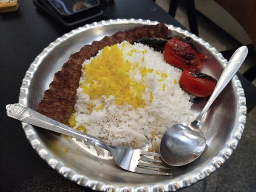 عکس کبابخانه سنتی خورشید