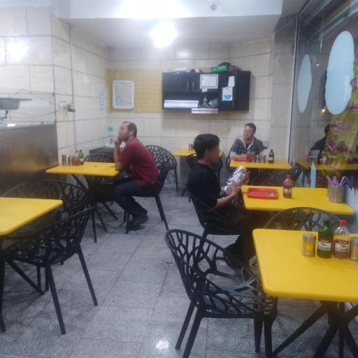 عکس فست فود منوچ برگر